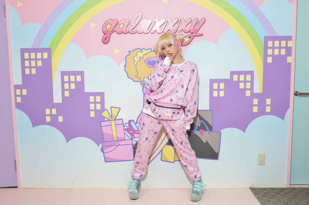 eBay Japan Launches Collaboration with Hello Kitty